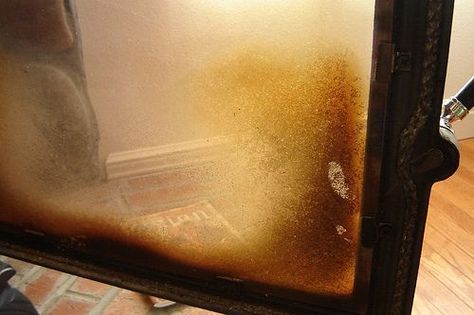 Clean glass on fireplace doors, probably the easiest thing I have ever heard, brilliant! Stove Cleaning, Fireplace Glass Doors, Clean Fireplace, Fireplace Doors, Glass Cleaning, House Wood, Glass Fireplace, Cooking Stove, Cleaning Wood