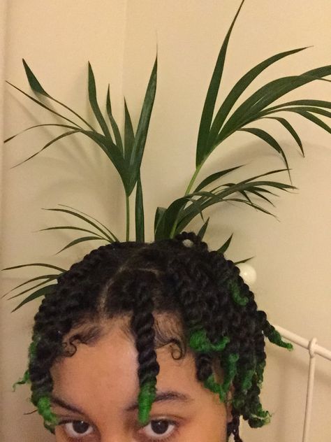 Short Chunky Twists Natural Hair, Short Chunky Twists, Dyed Mini Twists, Chunky Mini Twists, Colored Mini Twists With Extensions, Dyed Tips Hair, Short Mini Twists, Green Twists, Dyed Locs