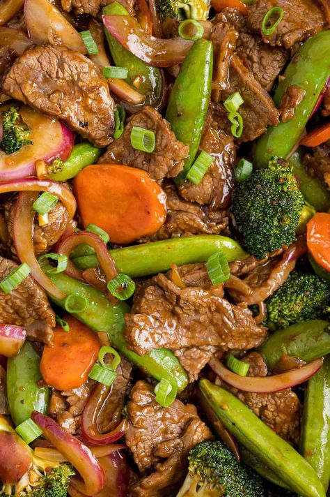 Stir fry is easy to make once you learn the basics. Start with this delicious beef stir fry with vegetables and you'll gain confidence quickly. Beef Stir Fry Sauce, Stir Fry With Vegetables, Easy Beef Stir Fry, Steak Stirfry Recipes, Stir Fry Recipes Healthy, Stir Fry Sauce Recipe, Steak And Broccoli, Vegetable Stir Fry Recipe, Easy Stir Fry Recipes