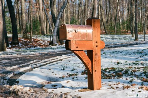 Custom Mailbox Post, Timber Frame Mailbox Ideas, 6x6 Mailbox Post Ideas, Rustic Mailbox Post, Farmhouse Mailbox, Mailbox Designs, Log Mailbox Post, Timber Mailbox Ideas, Wooden Mailbox Post