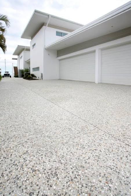 Exposed Aggregate Concrete Patio, Aggregate Patio, Exposed Aggregate Driveway, Aggregate Driveway, Modern Driveway, Resin Driveway, Exposed Aggregate Concrete, Deck Piscina, Aggregate Concrete