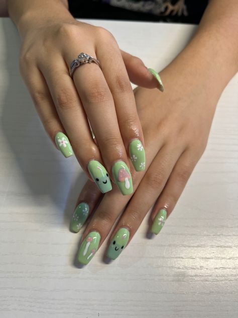 Instagram: nailsbbecky #greennails #nailart #acrylicnaildesigns #frog #coffinnails #springnails #summernails #nailinspiration Frog Mushroom Nails, Froggie Nails, Frog Nails Designs, Frog Nail Art, Frog Nails, Mushroom Nails, Frog And Mushroom, Glossy Nails, Business Nails