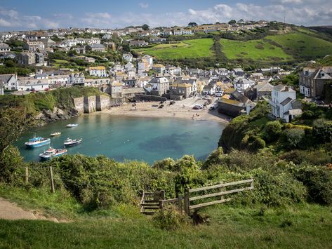 England Countryside, Port Isaac, Doc Martin, Uk History, Devon And Cornwall, Seaside Village, Cornwall England, Visit Ireland, Mixed Emotions