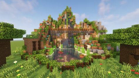 Waterfall In Minecraft, Minecraft Waterfall, Building In Minecraft, Minecraft Garden Ideas, Minecraft Garden, Waterfall House, Mini Waterfall, Minecraft Furniture, Waterfall Design