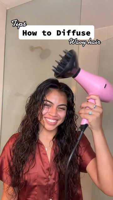 Diffuse Hair How To, Difusser Hair, Curls With Diffuser, Diffuser Blow Dryer Curly Hair, Defusing Wavy Hair, How To Defuse Your Hair, How To Use A Diffuser On Straight Hair, Diffuser Wavy Hair, How To Diffuse Your Hair