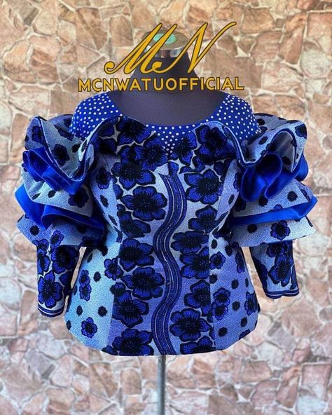 Madam Blouse, Igbo Blouse, Lace Blouse Styles, Emerald Fashion, Boubou Styles For Women, African Blouses, Latest African Men Fashion, African Print Dress Ankara