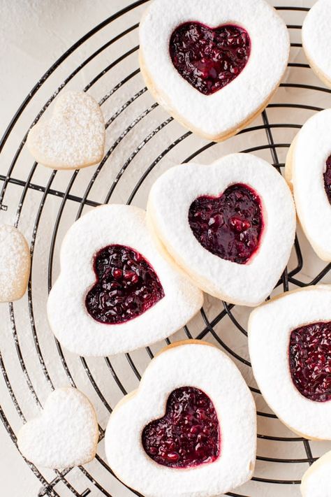 Filled Shortbread Cookies, Cookies With Raspberry Jam, Almond Shortbread, Peach Butter, Salted Chocolate Chip Cookies, Friends Recipes, Linzer Cookies, Lemon Sugar Cookies, Jam Cookies