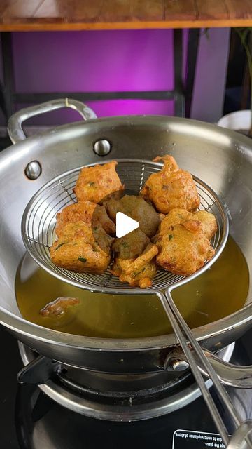 Mithila ASMR on Instagram: "Crispy Paneer Pakoda For Snacks
.
.
#asmr #food #crispy #paneer #pakoda #paneerpakoda #recipe #reels #asmrreels" Paneer Pakoda, Indian Snacks, Paneer, Snacks