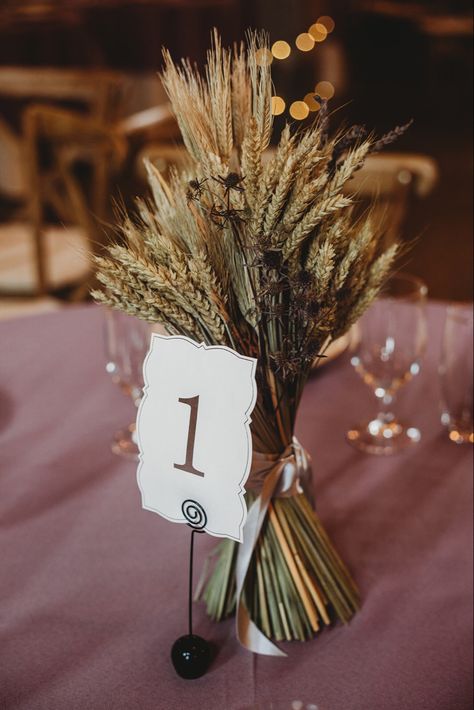 Wheat Decorations Wedding, Cattail Centerpieces Wedding, Wheat Table Centerpieces, Wheat Centerpieces Table Arrangements, Wheat Table Decor, Wheat Centrepiece, Wheat Wedding Decorations, Wheat Flower Arrangement, Wheat Grass Centerpiece