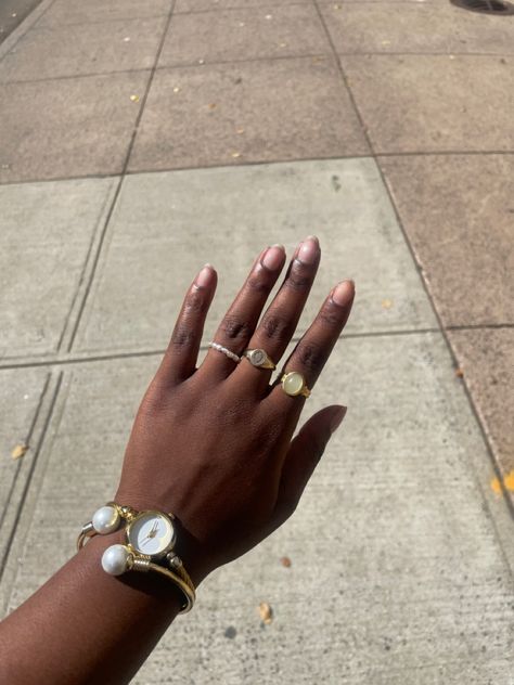 vintage jewelry; gold jewelry; jewelry stacks; jewelry ideas; jewelry inspo; inspo; accessories; stacking Every Day Ring Stack, Black Women Gold Jewelry, Gold Jewelry Aesthetic Black Women, Gold Jewelry Black Women, Jewelry Stack, Winter Arc, Blink Blink, How To Wear Rings, Girl Jewelry