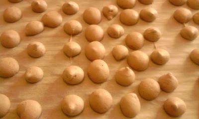 Malt Balls Recipe, Milk Balls, Malted Milk Balls, Chocolate Malt, Malted Milk, Oh My Goodness, Homemade Candies, Homemade Snacks, Balls Recipe