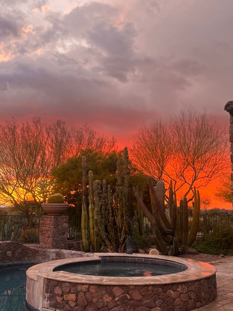 #hottub #arizona #sunset Oasis Springs, Arizona Aesthetic, Arizona Trip, Arizona City, Trip To Grand Canyon, Arizona House, Arizona Sunset, Living In Arizona, Arizona Travel