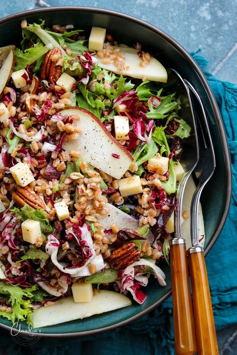 Well Balanced Dinner Recipes, Winter Pear Salad, Salad With Maple Vinaigrette, Chicory Salad, Fall Salads, Winter Salads, Maple Vinaigrette, Autumn Dinner, Fall Salad