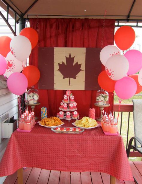 Canada Party, Canadian Party, Canada Day Party, Leaving Party, Philly Style, Day Party Ideas, Canada Food, Canada Holiday, Kids Themed Birthday Parties