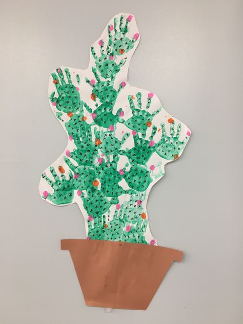 Plant Crafts Preschool Art Projects, Desert Craft Preschool, Desert Preschool Theme, Texas Theme Crafts Preschool, Desert Theme Preschool, Desert Art Preschool, Cactus Handprint Art, Desert Life Preschool Crafts, Hand Cactus Craft