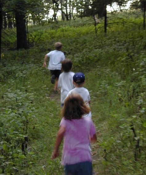 Nineties Nostalgia, Grandma Nostalgia, Nostalgic Memories, 00s Childhood Nostalgia, 70s Childhood Aesthetic, 80s Childhood, Playing Outside, Kids Having Fun, 90s Childhood Aesthetic