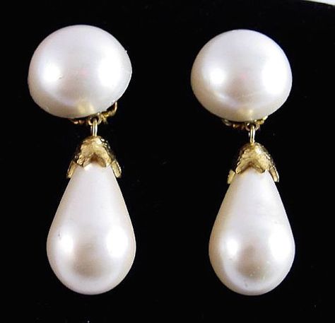 50s Ear Rings, 1950 Earrings, Luxury Formal Vintage Pearl Earrings, 50s Pearl Earrings, Luxury Vintage Pearl Drop Earrings, Vintage Pearl Drop Chandelier Earrings, 1950s Accessories, 1950s Pearl Earrings, 50s Jewelry