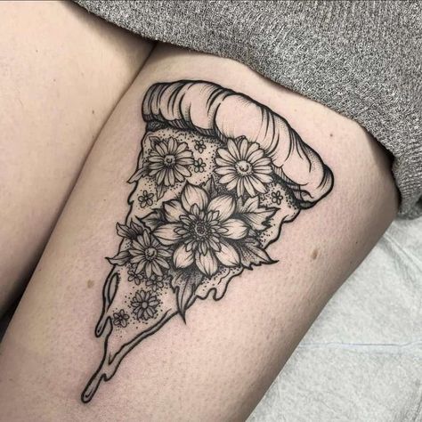 Pretty Pizza, Pizza Tattoo, Pizza My Heart, Tattoo Designs And Meanings, Tattoo Design Drawings, Line Tattoos, Skin Art, Blackwork Tattoo, Pastry Chef