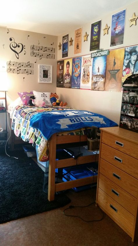 My musical theatre dorm room Musical Theatre Themed Bedroom, Musical Themed Bedroom, College Dorm Room Ideas Music, Dorm Room Music Theme, Musical Theater Room Decor, Theatre Bedroom Aesthetic, Musical Theatre Room Decor, Theatre Room Aesthetic, Musical Theatre Bedroom Ideas