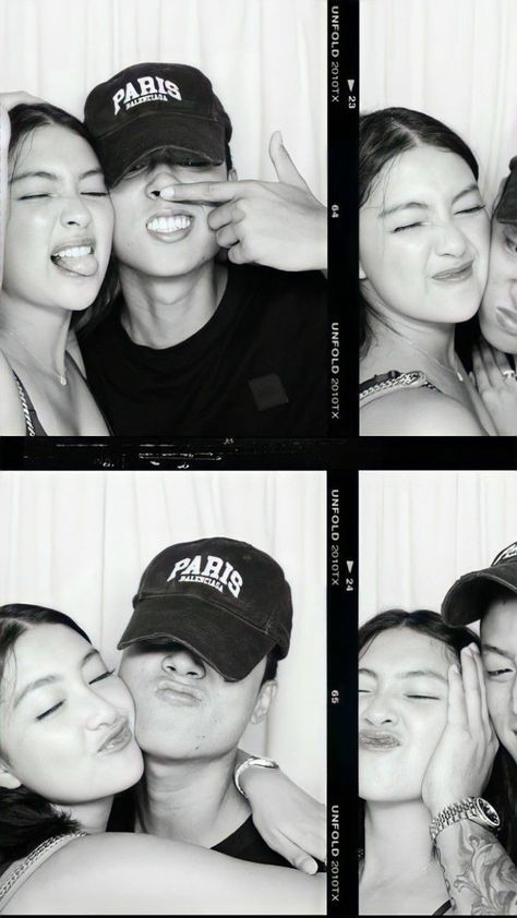 Photo Booth Poses Couple, Photobox Ideas Pose Couple, 사진 촬영 포즈, Couple Picture Poses, Ulzzang Couple, Korean Couple, Cute Couples Photos, Relationship Goals Pictures, Cute Couple Selfies