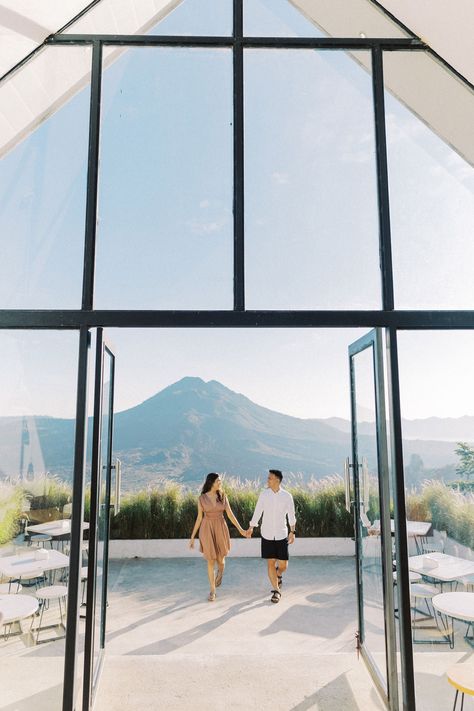 Prewedding Cafe, Bali Cafe, Bali Prewedding, Bali Bucket List, Prewedding Ideas, Dream Cafe, Prewedding Photoshoot, Pre Wedding Shoot Ideas, Mountain Park