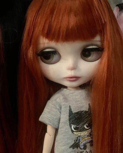 Red Hair Doll, Big Eyes Doll, Losing My Religion, Doll Aesthetic, Black Hair Kpop, Long Red Hair, Living Dolls, Doll Parts, Animated Icons