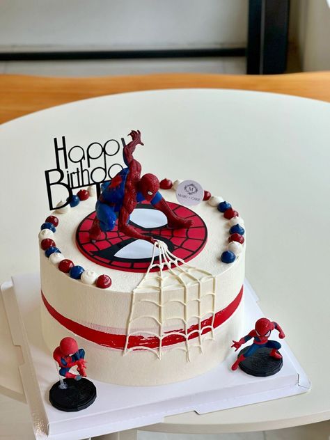 Cake Designs Spiderman, Spiderman Cake For Boys, Birthday Cake Spiderman Ideas, Unique Birthday Cakes For Kids Boys, Kue Ultah Spiderman, Birthday Cake For 5 Year Boy, Little Boy Birthday Cakes, Birthday Cake For Kids Boy, Cartoon Cakes For Kids