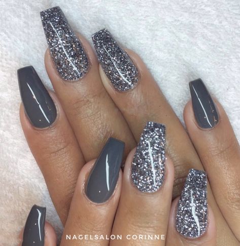 Black And Grey Glitter Nails, Nails For Grey Outfit, Grey Sparkle Nails Silver Glitter, Dark Grey Christmas Nails, Glitter Grey Nails, Grey Nails With Sparkle, Grey Glitter Nails Acrylic, Dark Grey Nails With Glitter, Gray And Silver Nail Designs