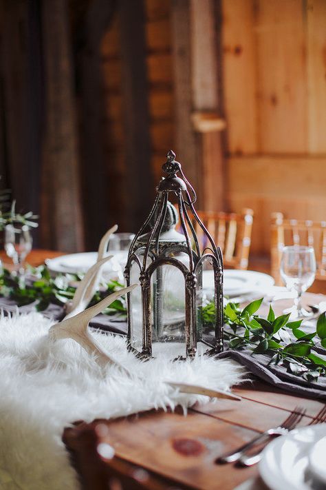 medieval purple stone wedding centerpiece Medieval Centerpieces Diy, Medieval Centerpieces, Medieval Wedding Decorations, September Wedding Centerpieces, Skyrim Wedding, Nature Weddings, Medieval Wedding Theme, Medieval Christmas, Lotr Wedding