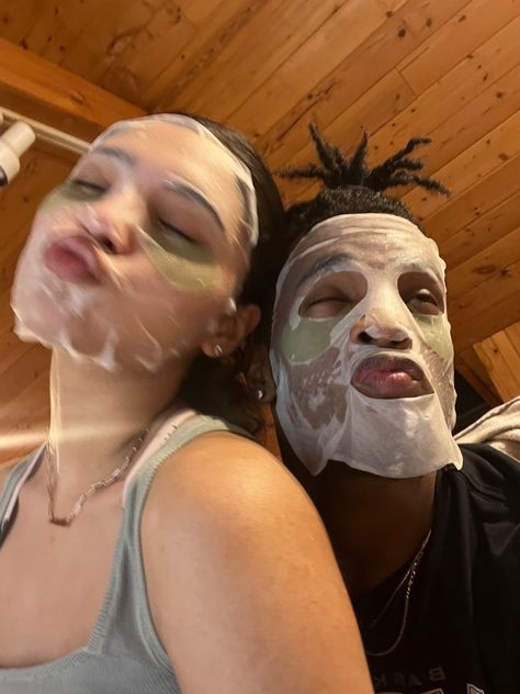 Soft Couple Pics, Cute Facetime Pictures Couples, Couples Skincare Aesthetic, Couple Mask Face, Couple Face Mask Pictures, Bf And Gf Face Mask Pics, Face Mask Pictures, Aesthetic Couple Pics Without Face, Couples Skin Care