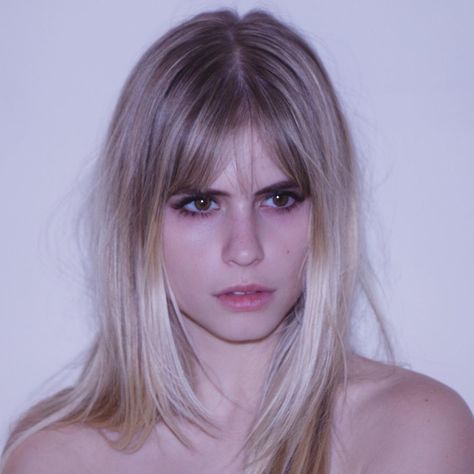 Carlson Young, Spiked Hair, Butterfly Hair, Grunge Hair, Hair Curlers, Hair Claws & Clips, Hair Goals, Hair Inspo, Hair Ties