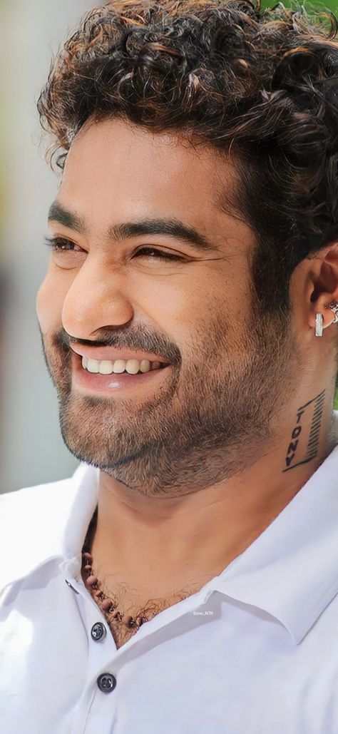 Ntr Rrr Photos, Allu Arjun Hairstyle New, Anupama Parameswaran Cute Face, Vijay Actor Hd Images, Hd Cover Photos, New Movie Images, Ab De Villiers Photo, Famous Indian Actors, Jr Ntr