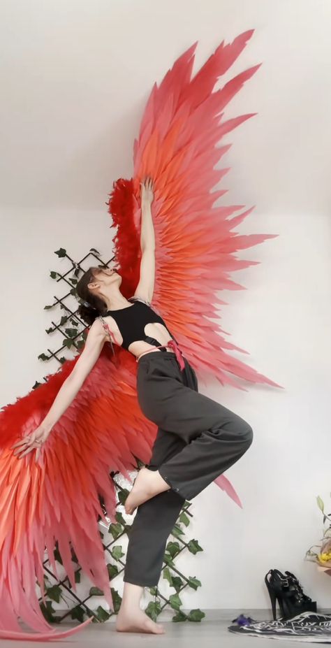 Red Feather Wing Reference Pose Humans With Wings Reference, Avian Poses Reference, Harpy Pose Reference, Bird Person Reference, Winged Pose Reference, Winged Person Reference, Pose Reference Wings, Wing Poses Reference, Winged Poses