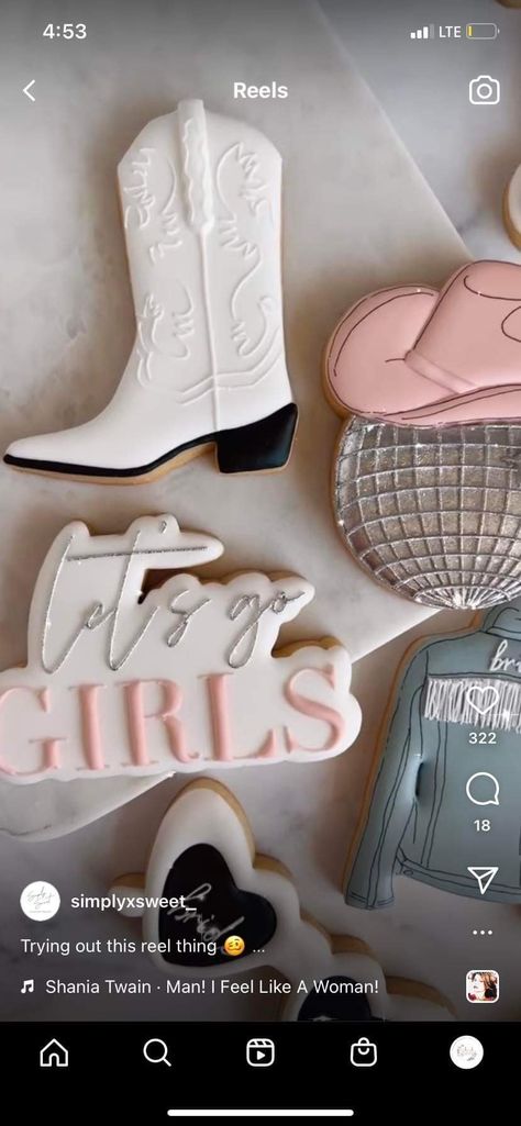 Bling Bachelorette Party, Bling Birthday Party, Cowgirl Bachelorette Party Outfits, Bachelorette Party Cookies, Nashville Bachelorette Party Shirts, Country Bachelorette Parties, Country Bachelorette, Classy Bachelorette Party, Western Bachelorette