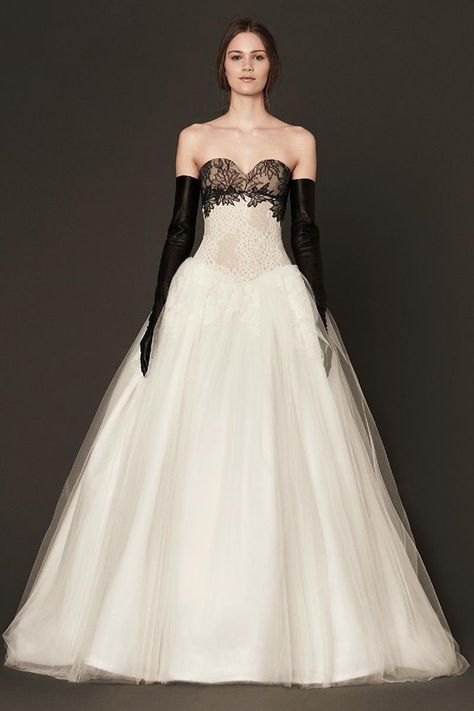 white wedding gown with black lace #verawang #blacklacedress #weddinggown http://www.weddingchicks.com/2013/10/31/vera-wang-spring-2014-bridal-collection/ Black White Wedding Dress, Vera Wang Bridal, Wedding Dress Black, Vera Wang Wedding, Wedding Dresses Vera Wang, White Wedding Gowns, Wedding Dresses 2014, Vera Wang Dress, White Wedding Dress