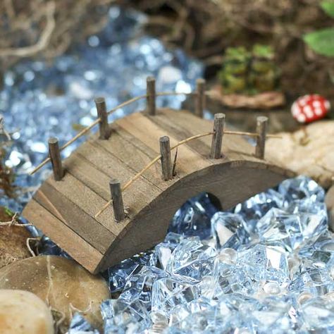 Tabletop Garden, Fairy Garden Bridge, Fairy Bridge, Fairy Garden Ornaments, Cheap Fence, Fairy Garden Crafts, Fairy Garden Designs, Miniature Fairy Garden, Fairy Furniture