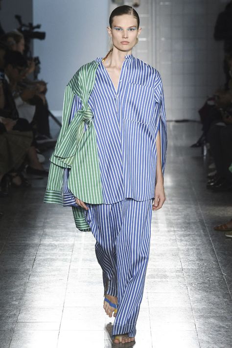 Ports 1961, Striped Pyjamas, Sportswear Women, Fashion 2017, Spring 2017, Scarf Styles, London Fashion Week, Milan Fashion Week, Striped Shirt