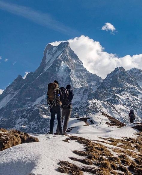 Two trekkers walking towards Machhapuchhre mountain in Nepal during Mardi Hike. Mardi Himal, Mountain Painting Acrylic, Forest Camp, Camping Aesthetic, Nepal Travel, Landscape Landscape, Countries To Visit, Nature Adventure, April May