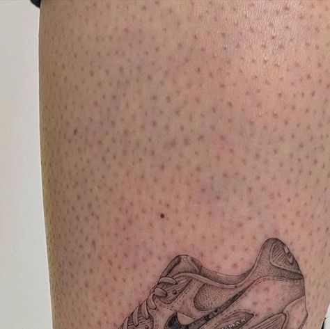 Diluted Ink Tattoo, Shoe Tattoos, Airmax Nike, Single Needle Tattoo, Boy Tattoos, November 3, Fine Line Tattoos, Female Artists, Ink Tattoo