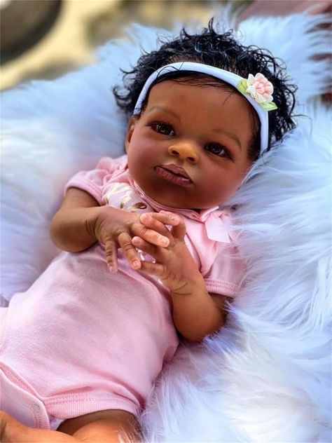 African American Reborn Babies, Reborn Dolls Silicone, Real Looking Baby Dolls, Reborn Baby Boy Dolls, Real Baby Dolls, Reborn Baby Boy, Silicone Baby Dolls, Baby Doll Accessories, Reborn Baby Doll