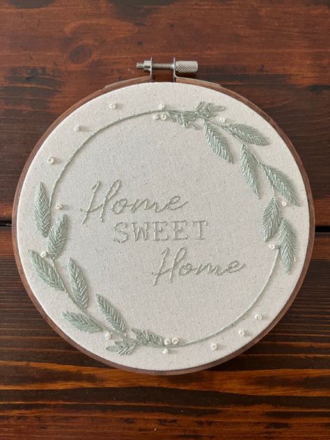 Home Sweet Home Embroidery Hoop, New Home Embroidery, Hygge Embroidery, Welcome Home Embroidery, Home Sweet Home Embroidery, Farmhouse Embroidery, Home Embroidery, Embroidery Hoop Art Diy, House Blessing