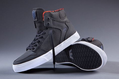 THE HUNGER GAMES x SUPRA (MOCKINGJAY PACK) Supra Sneakers, Supra Shoes, Futuristic Shoes, Men Stylish Dress, Hype Shoes, Mockingjay, Swag Shoes, New Sneakers, Sneakers Men Fashion