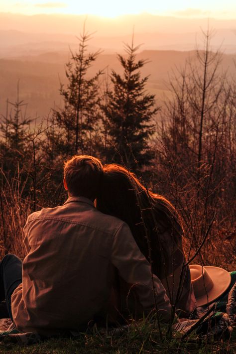 Couples Photoshoot Ideas Intimate, Couple Sessions, Fall Photography Couples, Couple Poses For Bigger Couples, Engagement Photos Redwoods, Enchanted Forest Photoshoot Couple, Autumn Couple Photoshoot Photo Ideas, Fall Engagement Photos Ideas October, Couple In The Woods