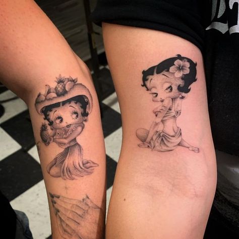 Betty Boop Aesthetic, Betty Boop Tattoos, Girl Thigh Tattoos, Vintage Tattoos, La Tattoo, Single Needle Tattoo, Wicked Tattoos, Pretty Tattoos For Women, Pin Up Tattoos