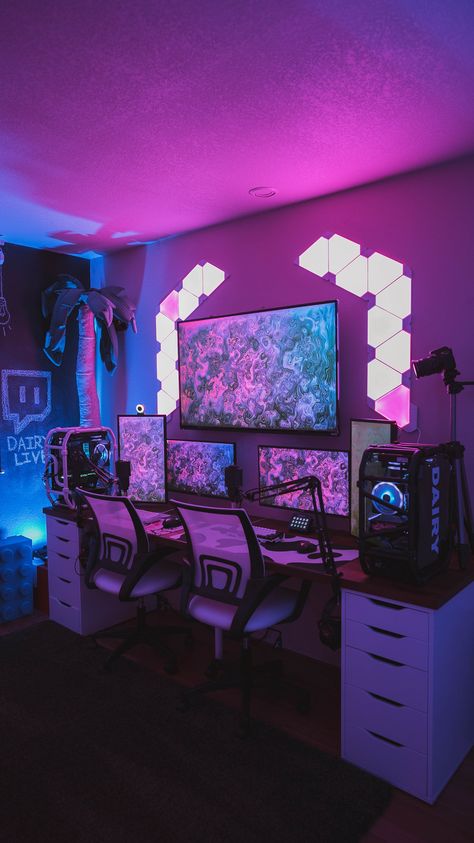 Gamer Room Design, Gaming Room Ideas, Games Room Inspiration, Aesthetic Game, Gaming Aesthetic, Gaming Bedroom, Small Game Rooms, Best Gaming Setup, Computer Gaming Room