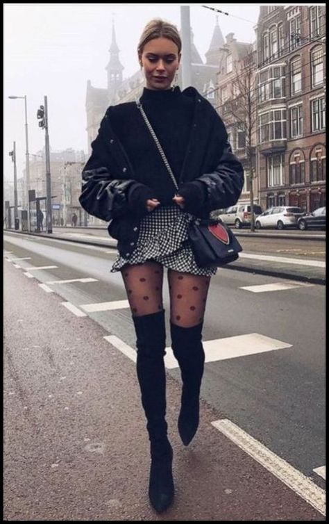 Pretty Winter Outfits, Winter Mode Outfits, Street Style Bags, Urban Fashion Trends, Urban Dresses, Teenager Outfits, Black Women Fashion, Inspired Outfits, Outfits Casual