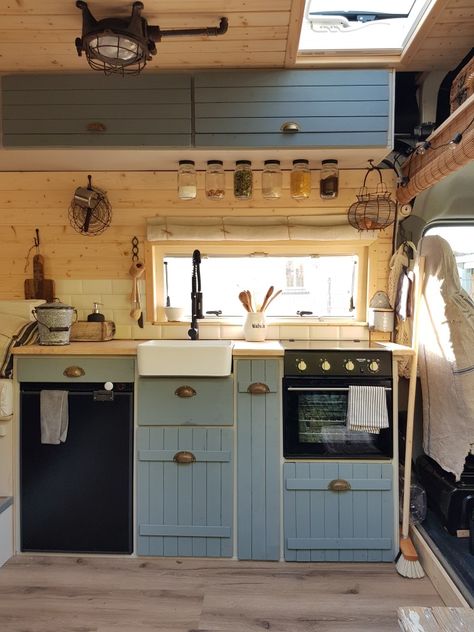 Vanlife Kitchen Ideas, Van Life Kitchen Ideas, Motorhome Kitchen Ideas, Skoolie Cabinets Diy, Van Conversion Kitchen Ideas, Van Kitchen Cabinets, Camper Kitchen Cabinets, Skoolie Kitchen Ideas, Bus Kitchen Ideas