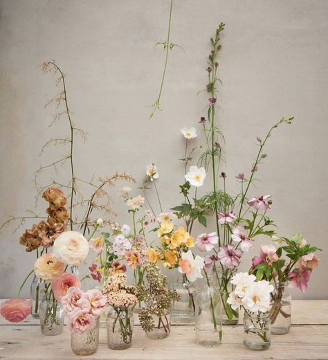 Natural Wildflower Bouquet, Bud Vase Floral Arrangements, Wedding Florals Simple, Floral Bud Vases, Bud Vases Arrangements, Bud Vase Centerpiece, Simple Wedding Bouquets, Summer Meadow, Bridal Shower Inspiration