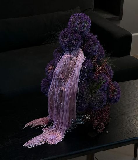 FLOVER NYC on Instagram Purple And Green Floral Arrangements, Purple Wedding Florals, Futuristic Flowers, Chinese New Year Flower, Floral Sculpture, Plant Installation, Modern Centerpieces, Flower Artists, Flower Installation