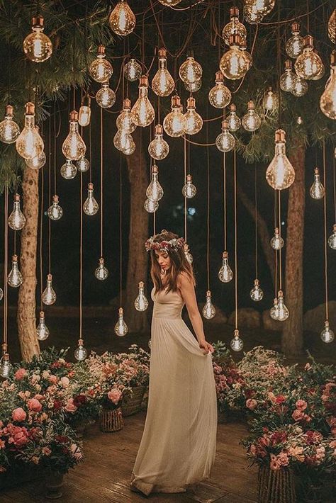 wedding trends 2019 bridal light bulbs arrangement above the bride in burgundy flower crown pablo_laguia Night Wedding Photos, Outdoor Wedding Decorations, Forest Wedding, Wedding Deco, Wedding Night, Romantic Weddings, Wedding Lights, Backyard Wedding, Wedding Themes